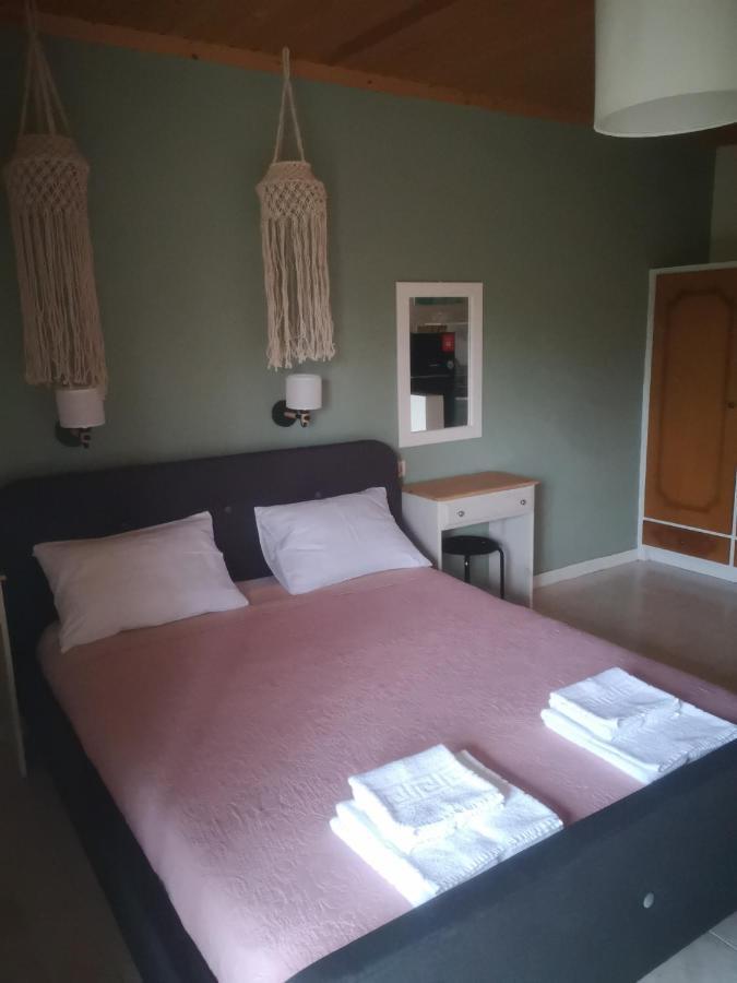 Achillion B&B ปาราเลีย สโกทินิส ภายนอก รูปภาพ