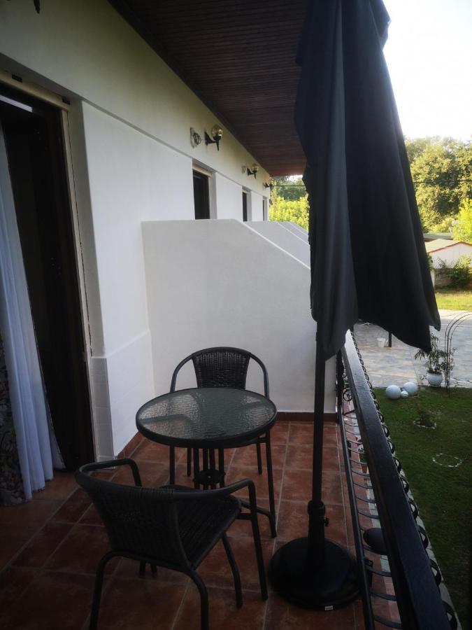 Achillion B&B ปาราเลีย สโกทินิส ภายนอก รูปภาพ