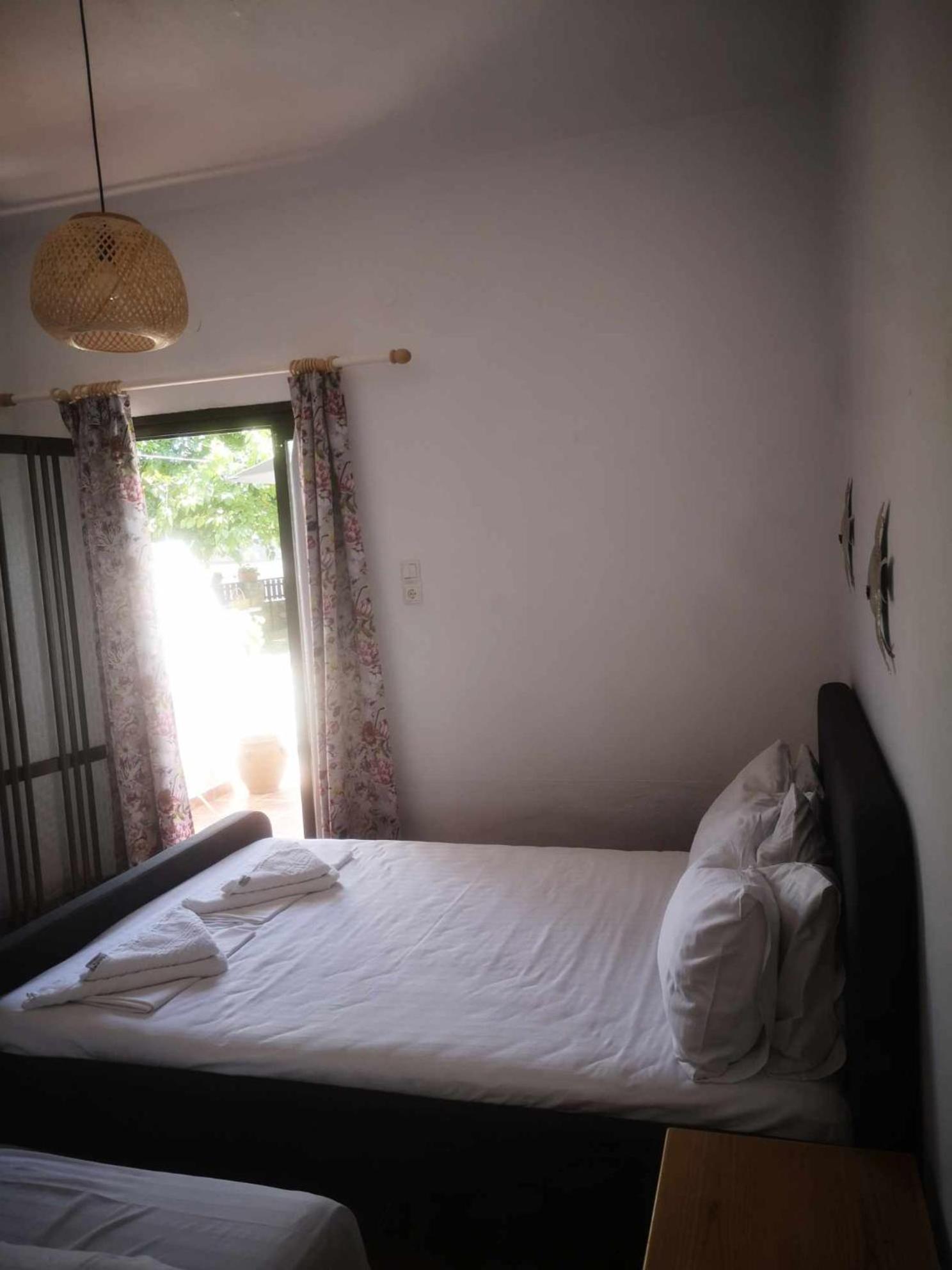 Achillion B&B ปาราเลีย สโกทินิส ภายนอก รูปภาพ