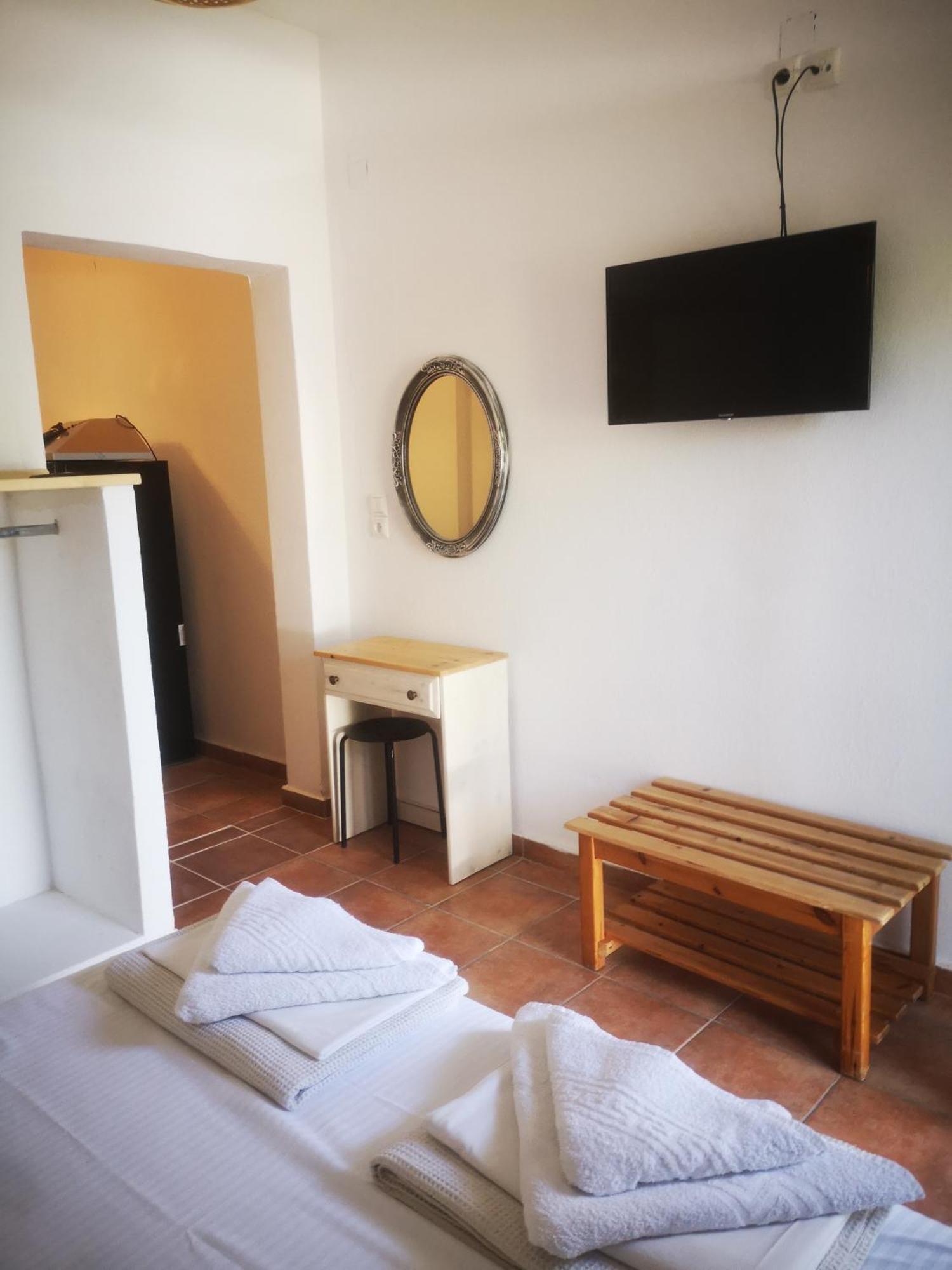 Achillion B&B ปาราเลีย สโกทินิส ภายนอก รูปภาพ