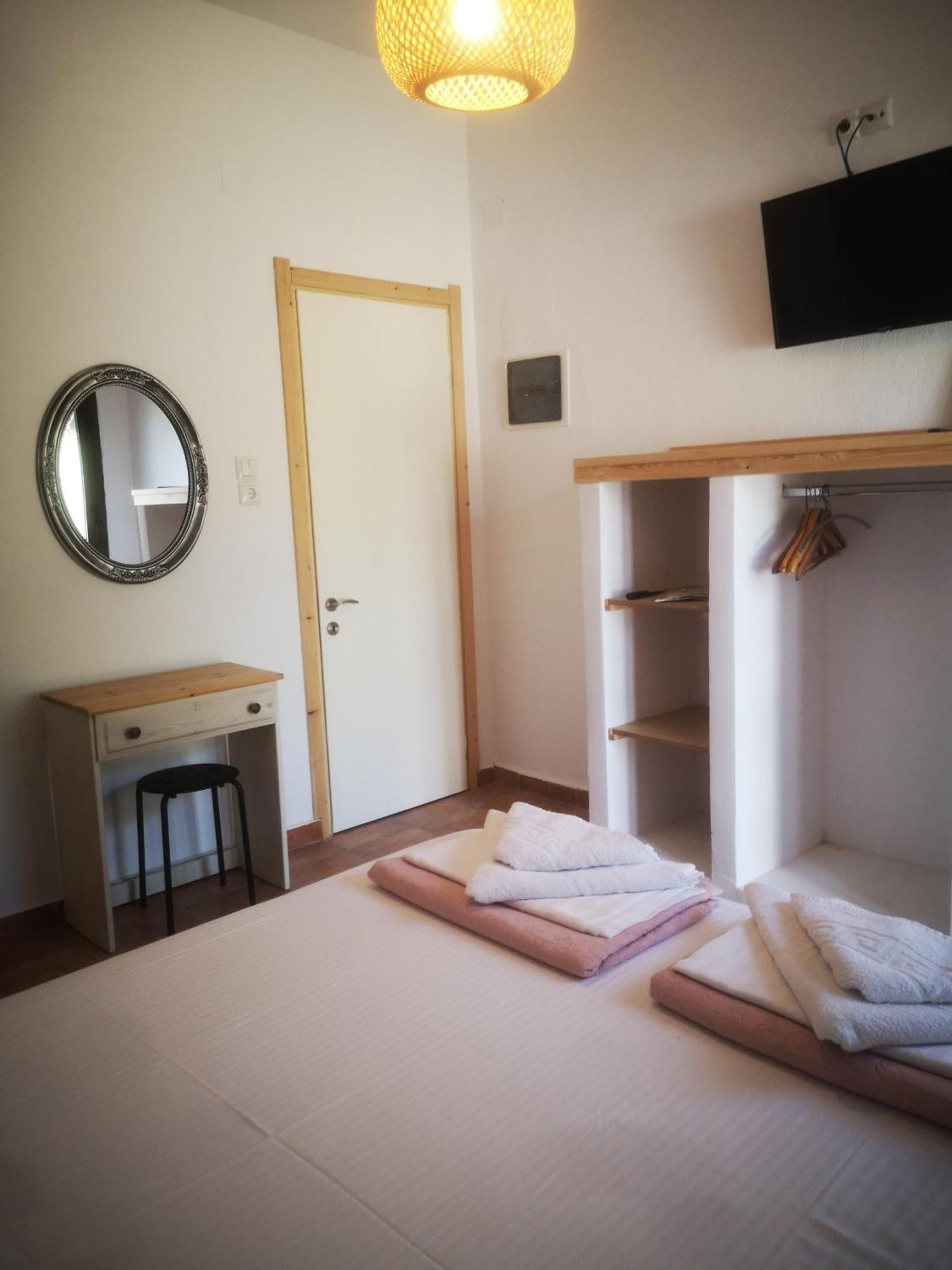 Achillion B&B ปาราเลีย สโกทินิส ภายนอก รูปภาพ